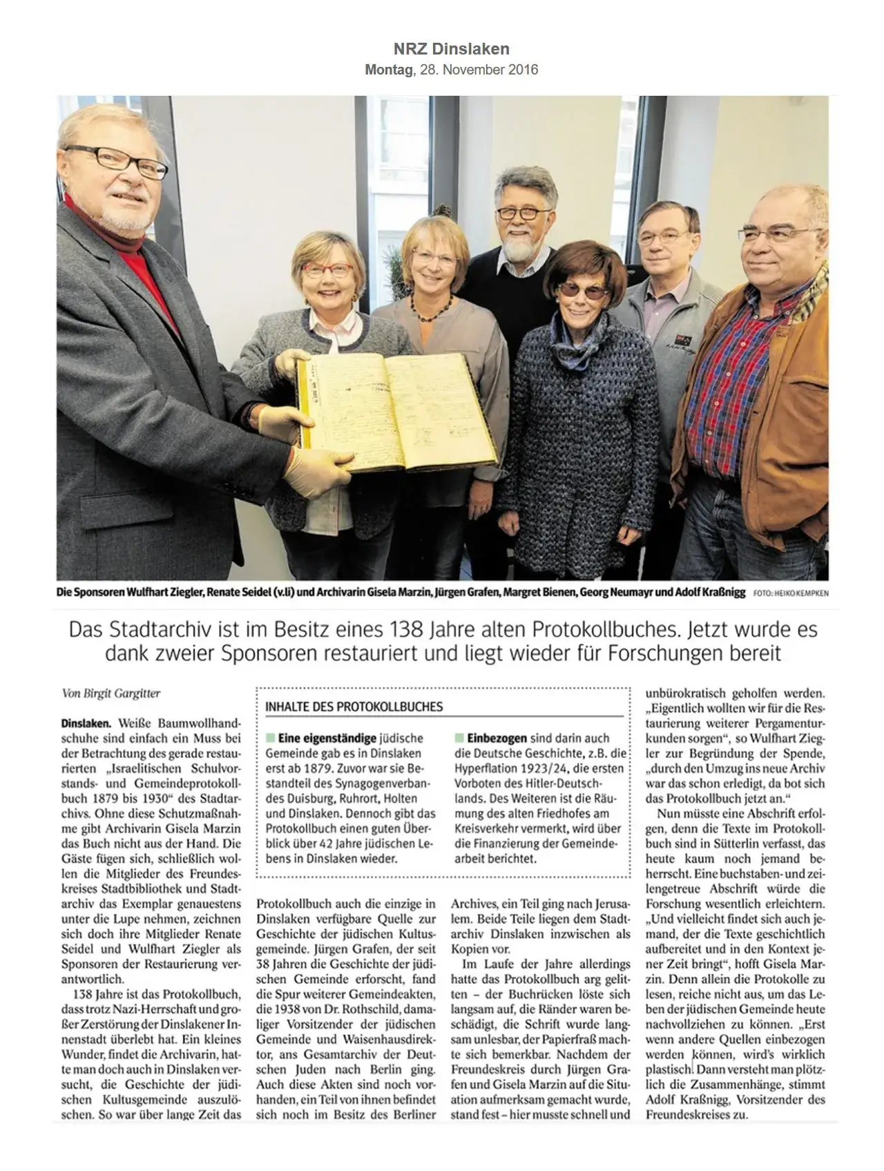 Presseartikel - Übergabe des restaurierten 138 Jahre alten Protokollbuches an die Stadtbibliothek - NRZ - 28 November 2016