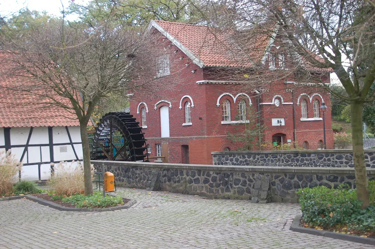 Schule und Archiv - Thema Mittelalter mit dem Stadtarchiv - Hiesfelder Wassermühle mit Mühlenmuseum - Bild 9