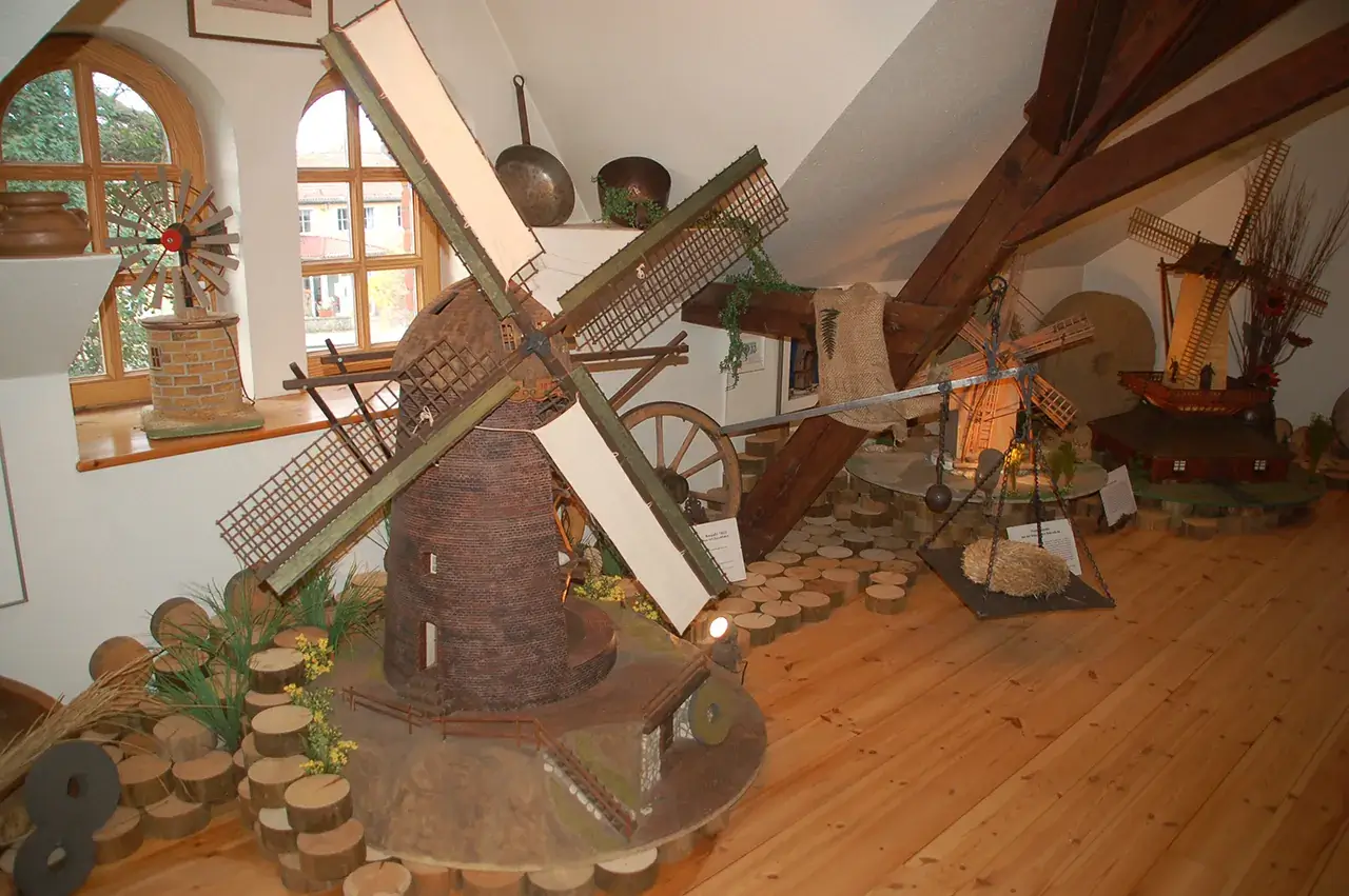 Schule und Archiv - Thema Mittelalter mit dem Stadtarchiv - Hiesfelder Wassermühle mit Mühlenmuseum - Bild 31