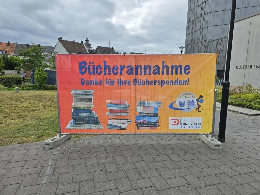 Bücherspenden am 22 und 23 August 2025 - Impressionen - Dinslaken - Bild 5